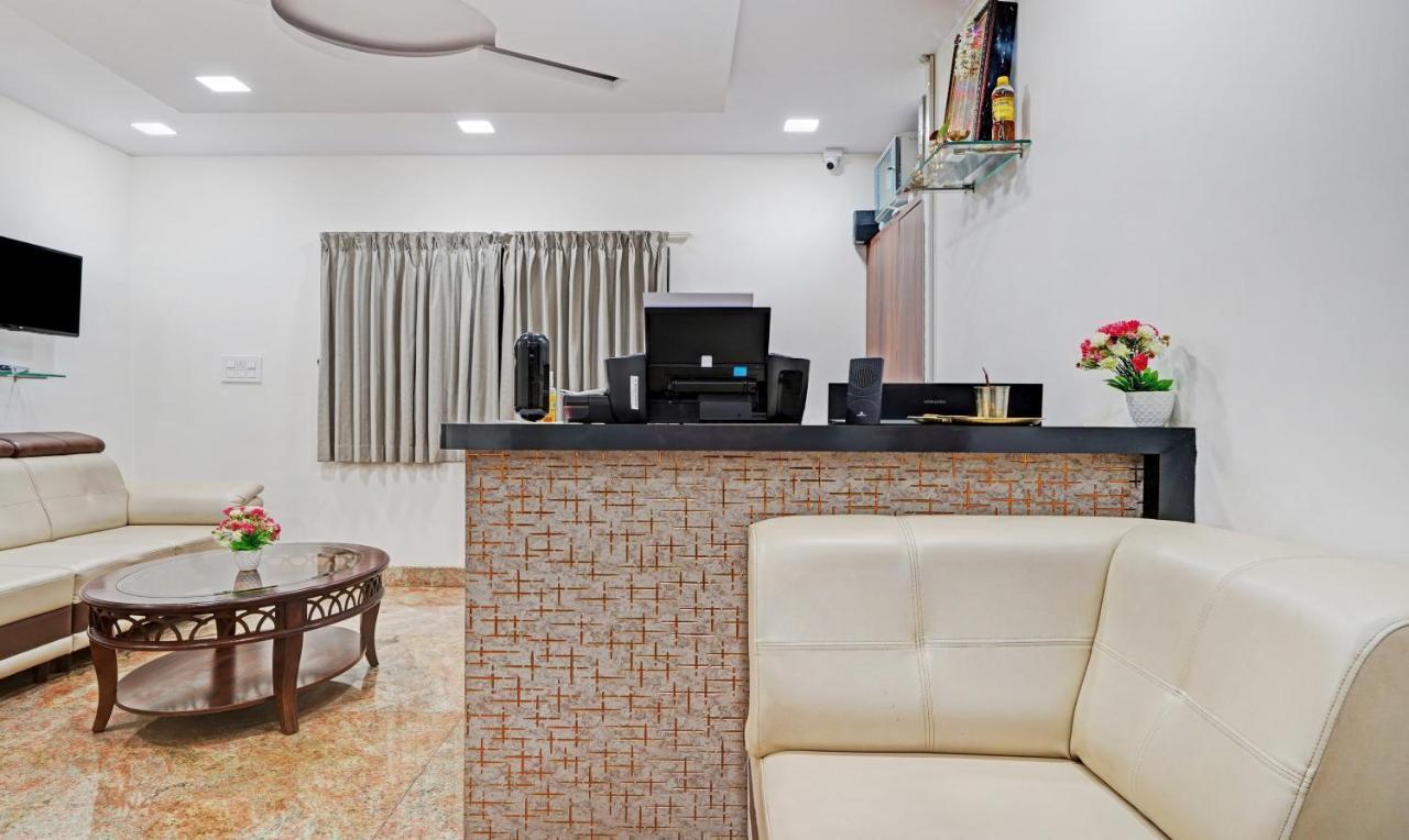 J C Comforts Hotel Bangalore Eksteriør billede