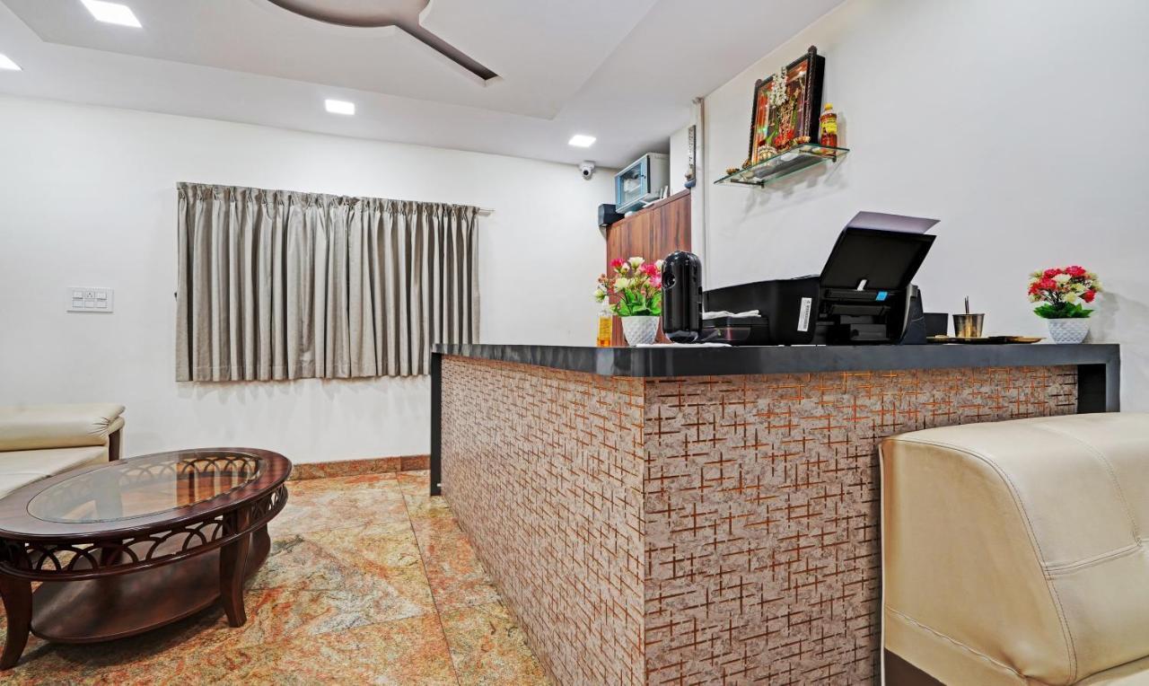 J C Comforts Hotel Bangalore Eksteriør billede
