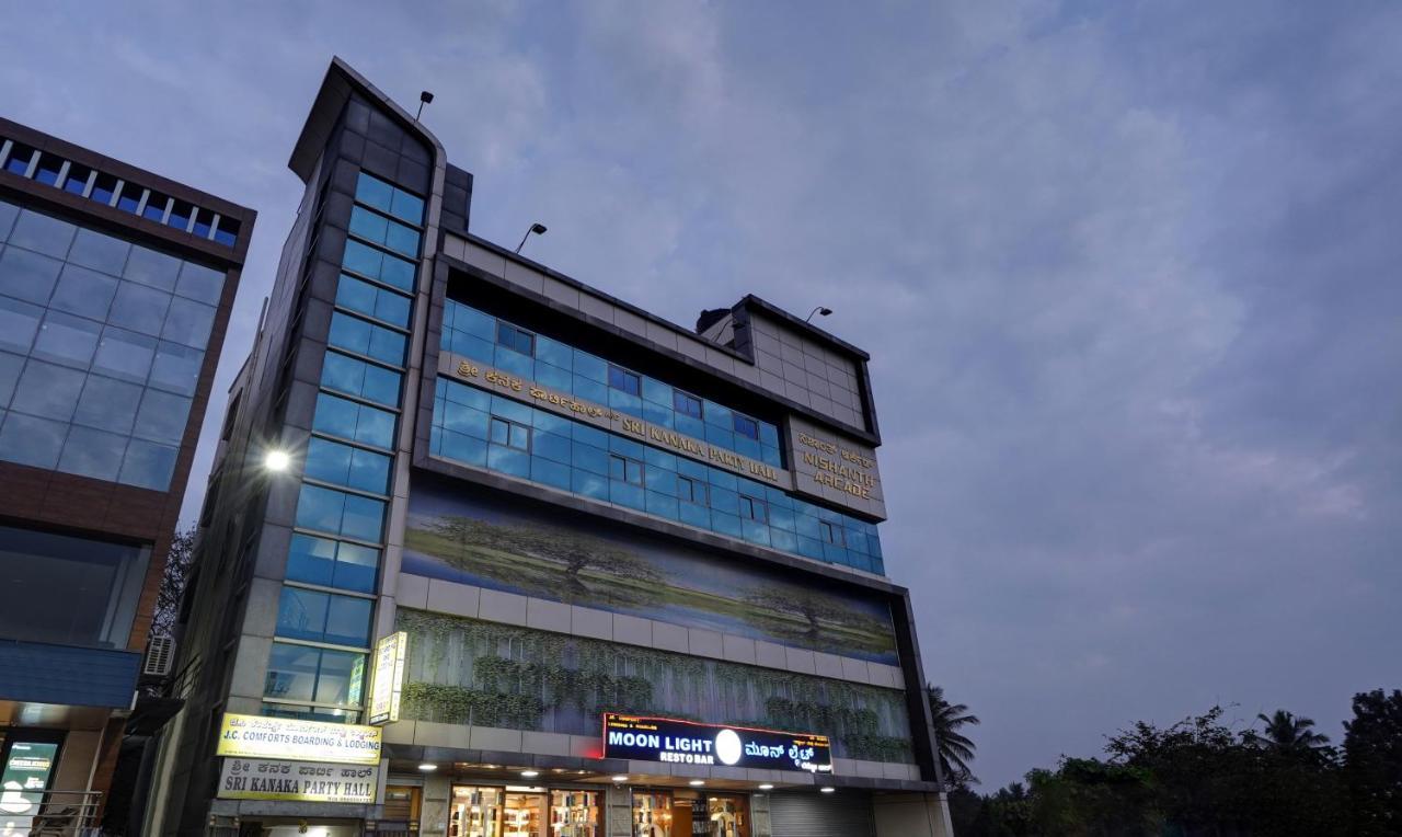 J C Comforts Hotel Bangalore Eksteriør billede